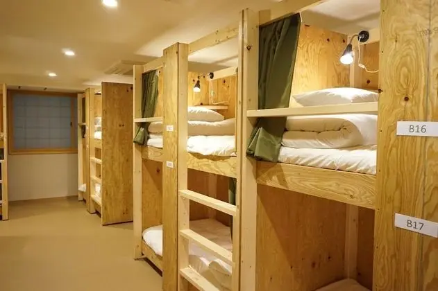 Ortak Ranzalı Oda, Sadece kadınlar için (Bunk Bed)