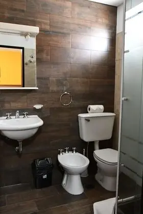 Dört Kişilik Oda, Özel Banyo