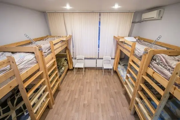 Ortak Ranzalı Oda, Sadece erkekler için (8 beds)