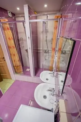 Ortak Ranzalı Oda, Sadece erkekler için (8 beds)