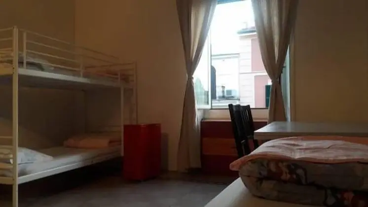 Ortak Ranzalı Oda, Karma Ranzalı Oda (8 pax)