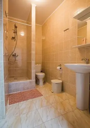 Oda, Karma Ranzalı Oda (Bed in 8 bed mixed Dormitory)