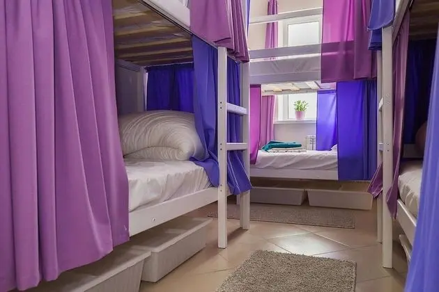 Oda, Sadece kadınlar için (Bed in 6 Bed female Dormitory)