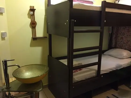 Ortak Ranzalı Oda, Sadece kadınlar için