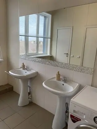 Ortak Ranzalı Oda, Sadece kadınlar için (8 guests)