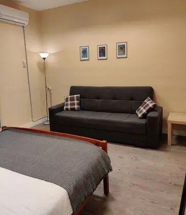 City Üç Kişilik Oda