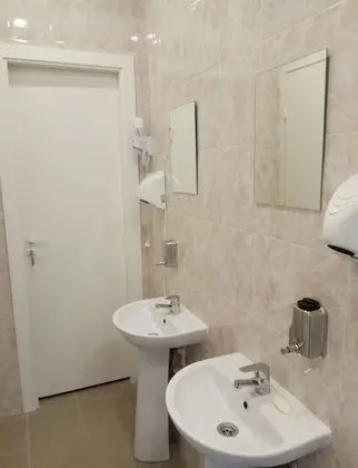 Ortak Ranzalı Oda, Ortak Banyo (6 Beds)