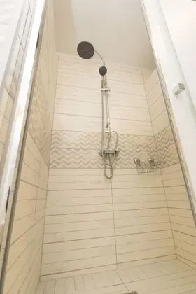 Comfort Ortak Ranzalı Oda, Sadece erkekler için (Bed in 8-Bed Dormitory)