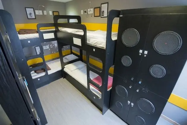 Ortak Ranzalı Oda, Karma Ranzalı Oda (6 Beds / 6 Camas)