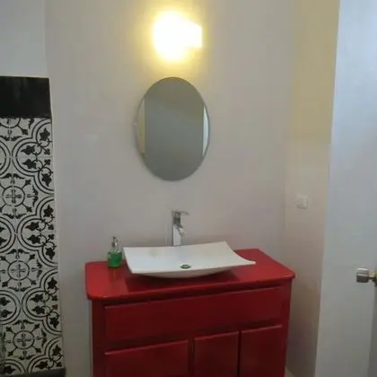 Private Room Queen Bed Private Bath