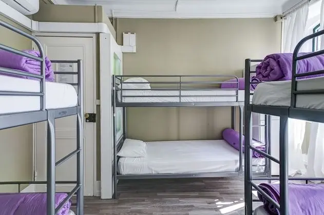 Ortak Ranzalı Oda, Karma Ranzalı Oda (1 bed in a 6 bed dorm)