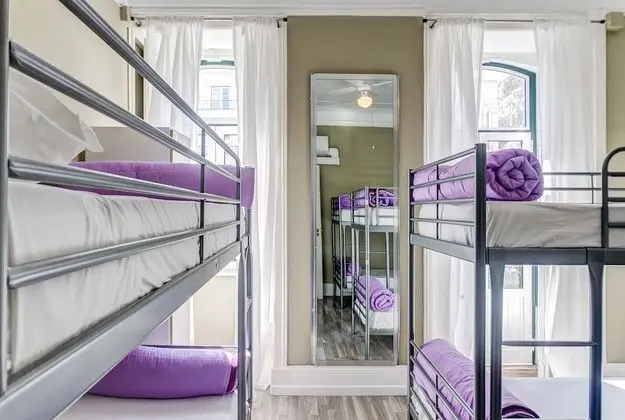 Ortak Ranzalı Oda, Karma Ranzalı Oda (1 bed in a 6 bed dorm)