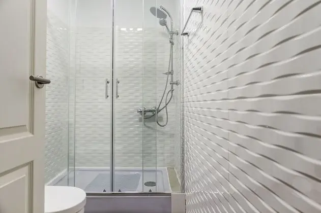 Ortak Ranzalı Oda, Karma Ranzalı Oda (1 bed in a 6 bed dorm)