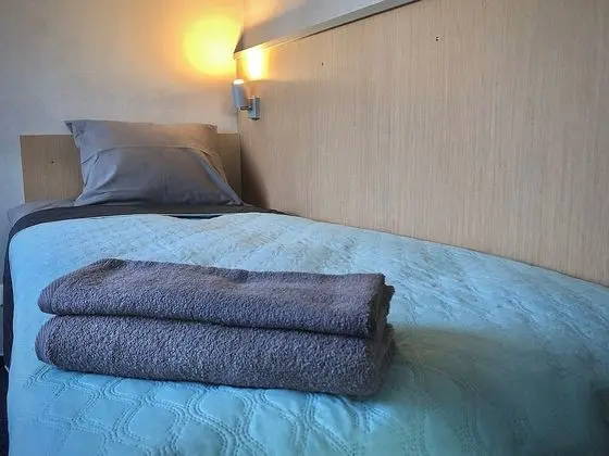 Tek Kişilik Oda, Ortak Banyo