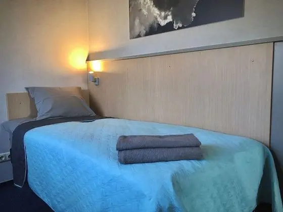 Tek Kişilik Oda, Ortak Banyo