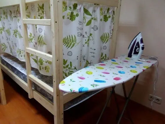 Oda, Sadece erkekler için ( 8-Bed Male Dormitory)