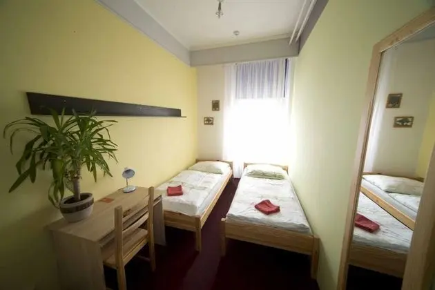 Economy İki Ayrı Yataklı Oda, Ortak Banyo
