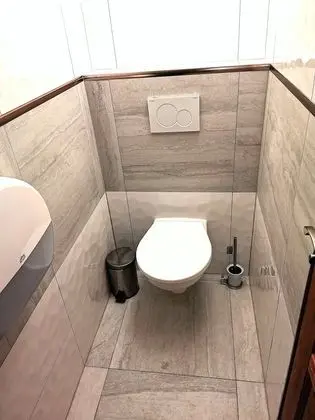 Economy Üç Kişilik Oda, Ortak Banyo