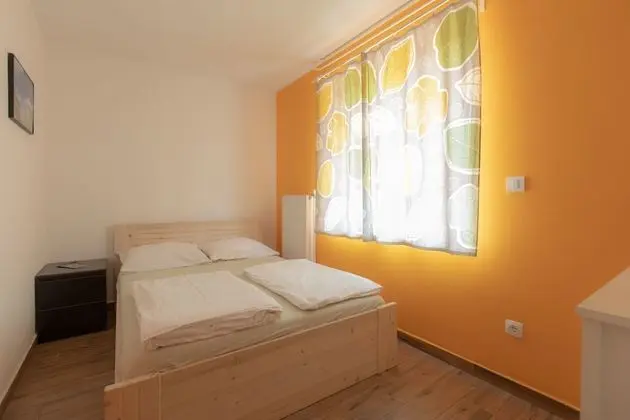 Tek Büyük Yataklı Oda, 1 Çift Kişilik Yatak