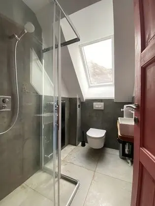 Tek Büyük Yataklı Oda, Dağ Manzaralı