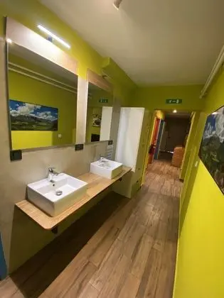 Tek Büyük Yataklı Oda, Dağ Manzaralı