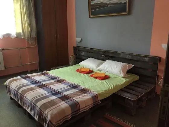 Basic Tek Büyük Yataklı Oda