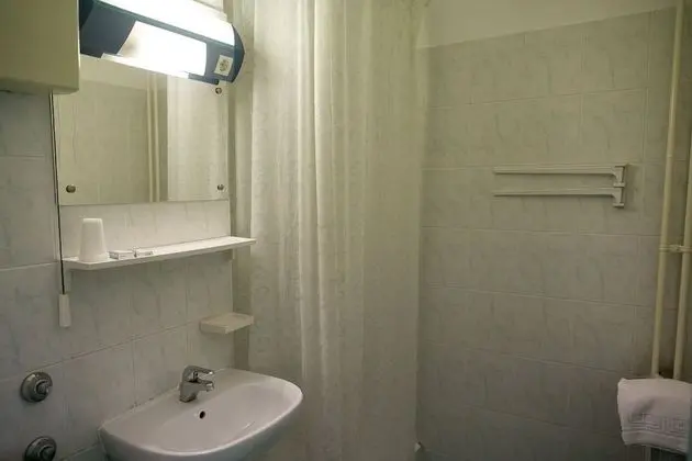 İki Ayrı Yataklı Oda