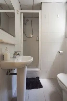 Habitación Triple con baño privado