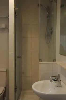 Habitación Triple con baño privado
