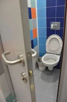 Ortak Ranzalı Oda, Karma Ranzalı Oda (Bed in 8-Beds Mixed Dormitory)