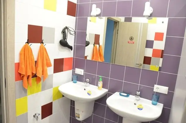 Ortak Ranzalı Oda, Sadece kadınlar için (Bed in 6-Beds Female Dormitory)