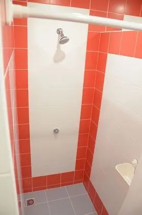 Ortak Ranzalı Oda, Sadece kadınlar için (Bed in 6-Beds Female Dormitory)