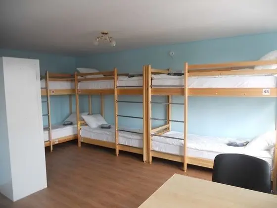 Ortak Ranzalı Oda, Sadece erkekler için (12 Beds)