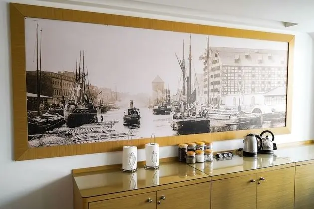 Ortak Ranzalı Oda, Sadece kadınlar için