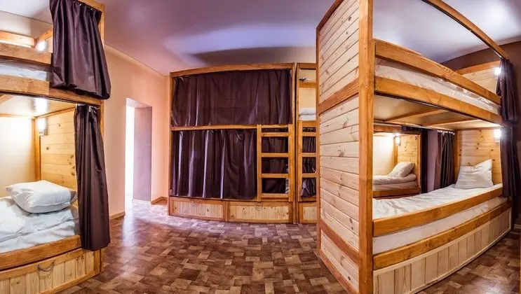 Ortak Ranzalı Oda, Karma Ranzalı Oda (Bed in 8-bed Room)