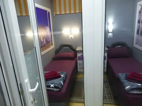 Traditional Tek Kişilik Oda, 1 Tek Kişilik Yatak, Sigara İçilmez