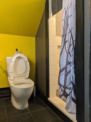 Basic Ortak Ranzalı Oda, Karma Ranzalı Oda (Birch Room)
