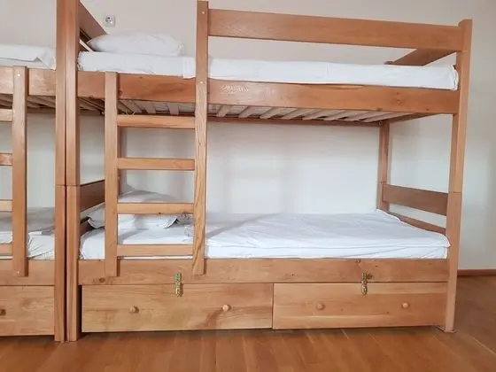 Dört Kişilik Oda, Ortak Banyo, Deniz Manzaralı