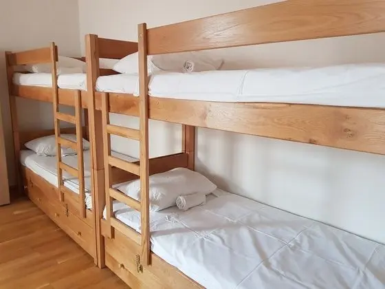 Ortak Ranzalı Oda, Karma Ranzalı Oda (8 beds)