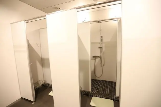 Ortak Ranzalı Oda, Sadece kadınlar için, Ortak Banyo (Over 17yearsold Only, Self Bed Making)