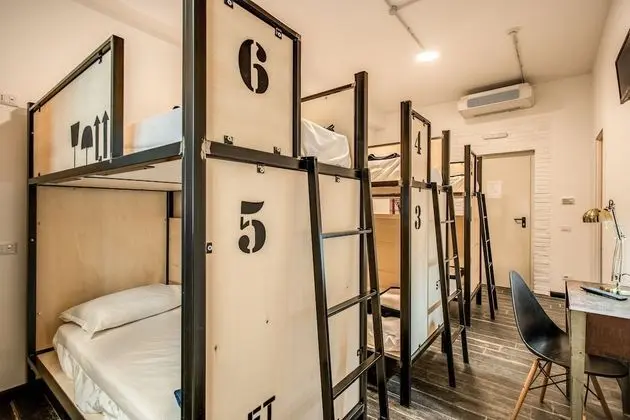 Ortak Ranzalı Oda, Sadece kadınlar için (6 People)