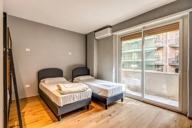 Ortak Ranzalı Oda, Sadece erkekler için, Banyolu/Duşlu (max 4 people)