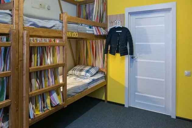 Basic Ortak Ranzalı Oda, Sadece erkekler için (Bed in 8-Bed Dormitory for men)
