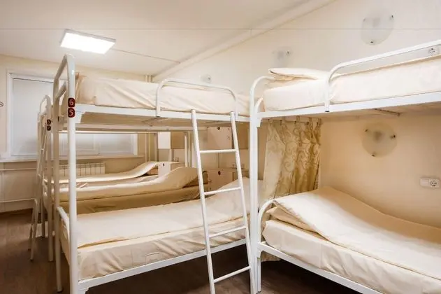 Ortak Ranzalı Oda, Sadece kadınlar için, Ortak Banyo (10-Beds)