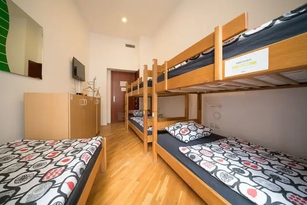 Bed in 5-Bed Mixed Dormitory Room