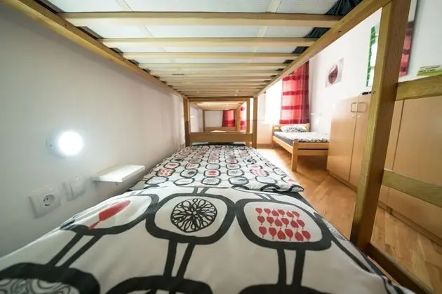 Bed in 5-Bed Mixed Dormitory Room