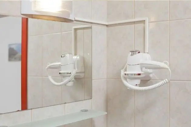 Basic İki Ayrı Yataklı Oda