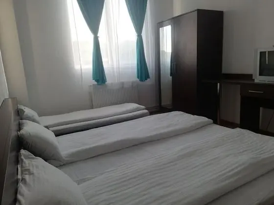 Deluxe Üç Kişilik Oda