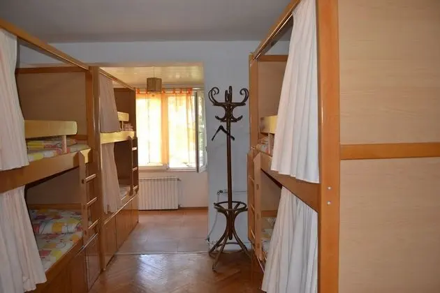 8 Bed Shared Dormitory