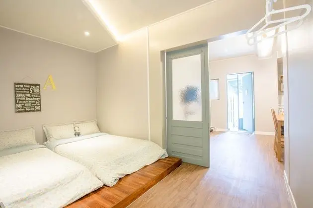 Premier Studio Family Room